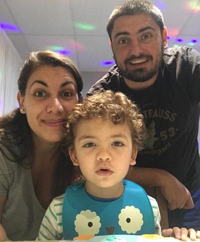 Maria-Eugenia-Svriz-junto-a-su-familia (01)