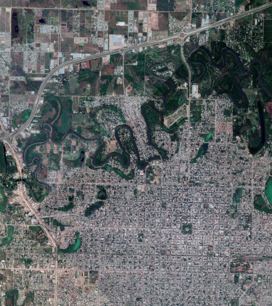 Valle-del-rio-negro-20-08-28-01