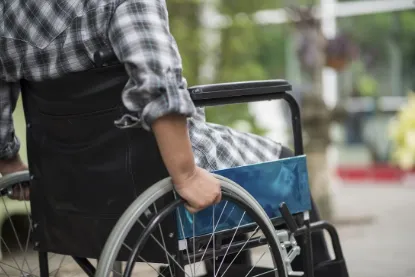 hombre-en-silla-de-ruedas