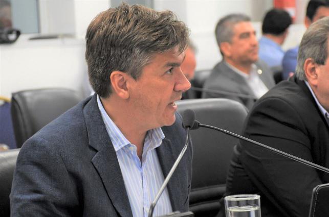 Leandro-Zdero-diputado-provincial-01