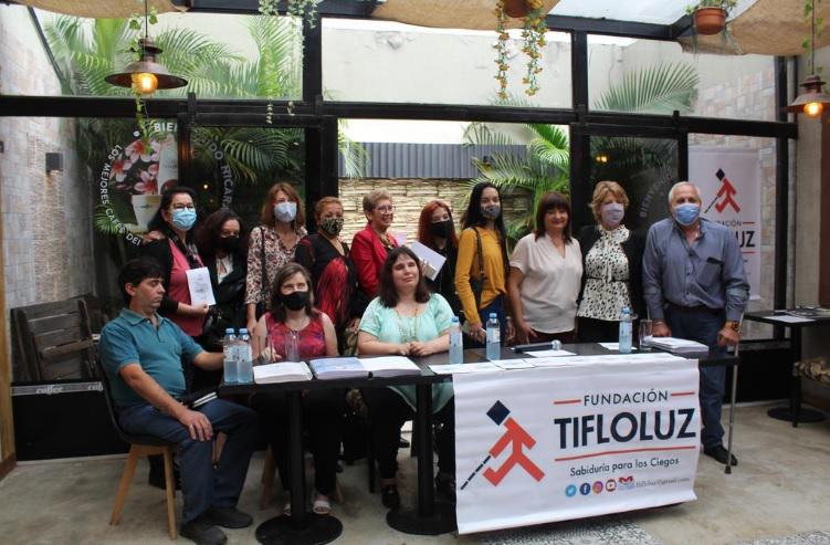 Presentan la Fundaci n Tifloluz una entidad que trabaja por la