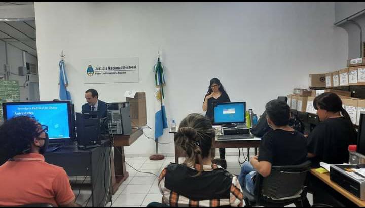 capacitacion-autoridades-de-mesa