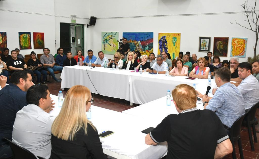 Leandro-Zdero-con-partidos-aliados