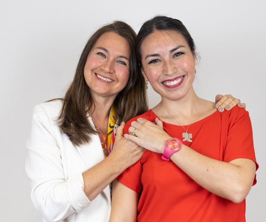 Caro y Costi-empendedoras-en-Comunicacion-y-Marketing (01)