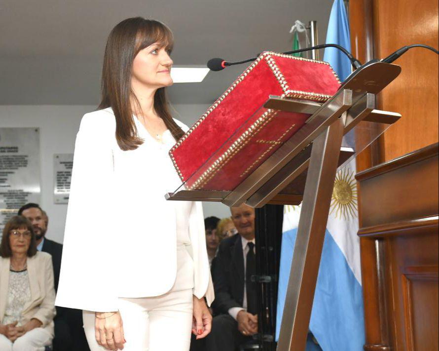 Silvana-Shchneider-jura-como-vicegobernadora-de-Chaco