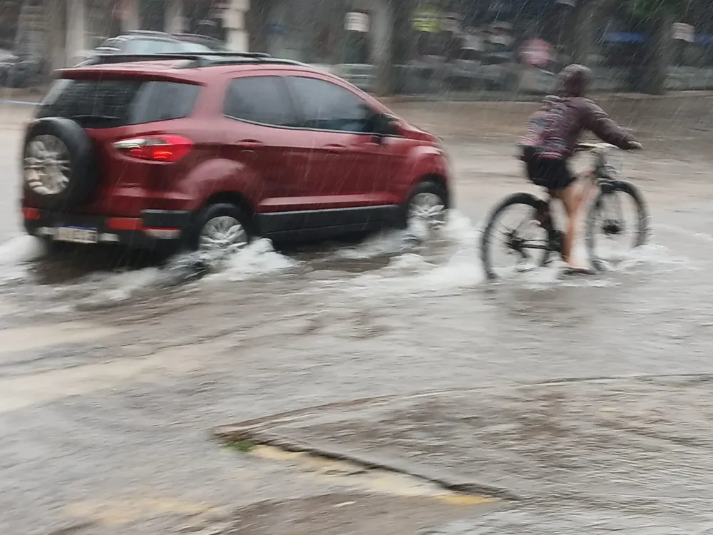 lluvias-intensas-en-resistencia-chaco-01