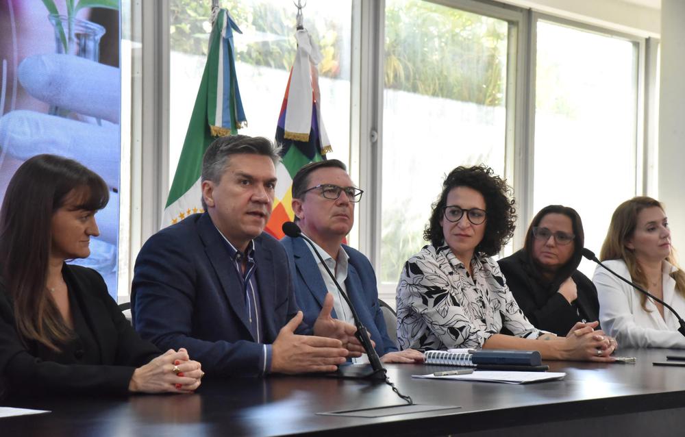 Leandro-Zdero-anuncia-dos-lineas-de-creditos