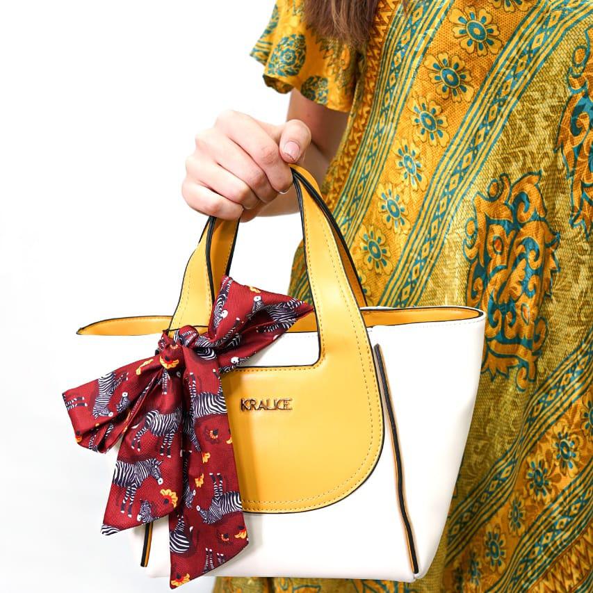 cartera-gema-showroom 2020-10-11