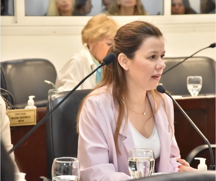 Screenshot_20241010-215546_Outlook