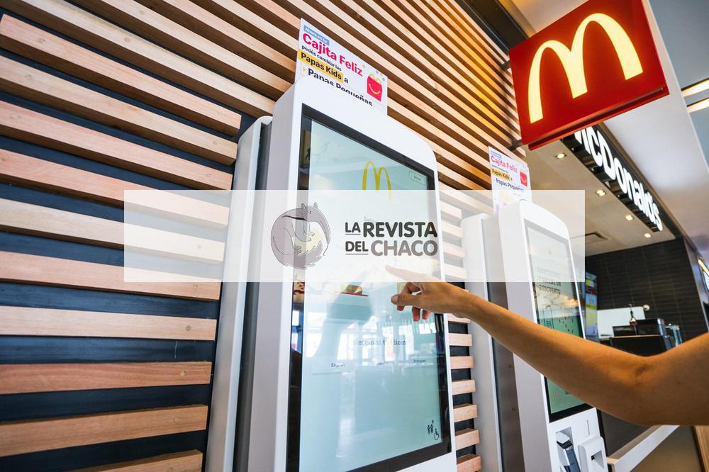 MacDonald's-en-la-bienal-en-Resistencia