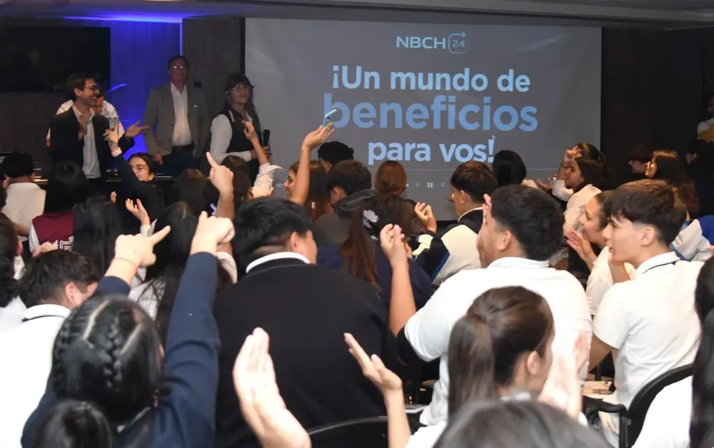 programa-de-educacion-financiera-para-jovenes-del-nuevo-banco-del-chaco-01