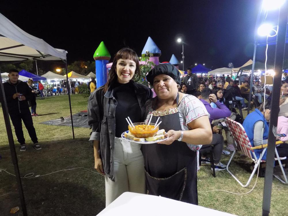 graciela-Falcon-ganadora-de-la-fiesta-de-la-cazuela_1