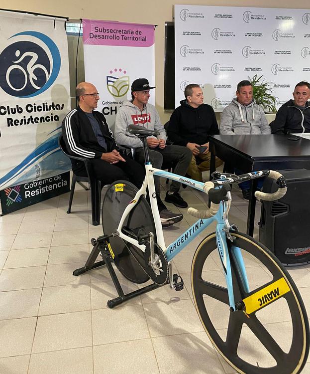 Clasica-25-Mayo-carrera-de-ciclismo