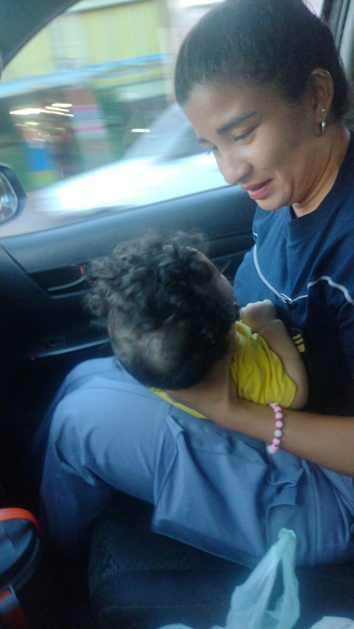 maniobra-Heimlich-en-bebe-de-7-meses