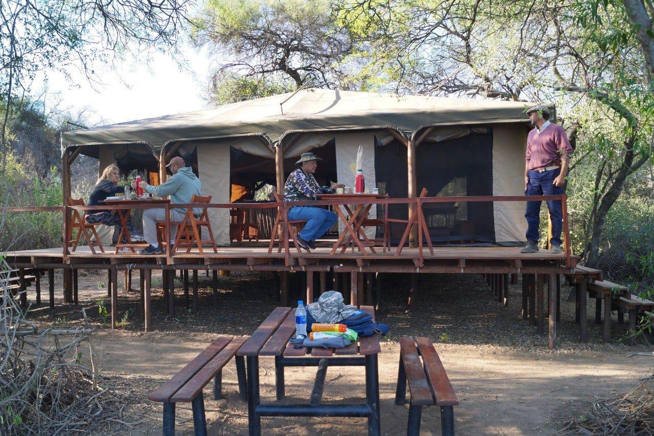 camping-La-Fidelidad-en-el-Impenetrable-1