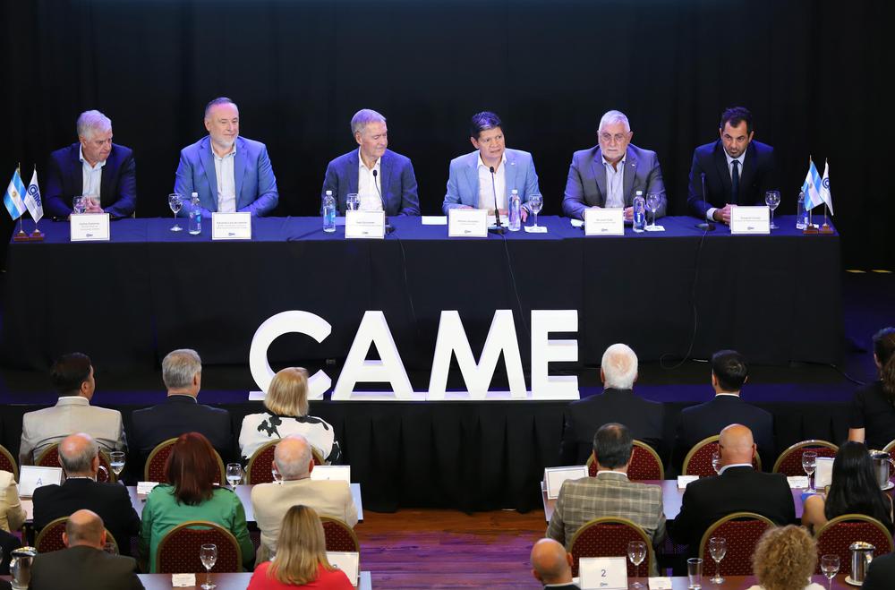 encuentro-de-empresarios-en-CAME-1