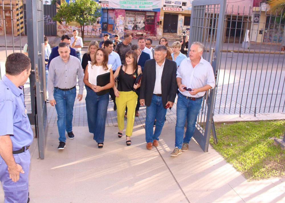 Silvana-Shchneider-llega-a-Casade-Gobierno-con-ministros-2023-12-10