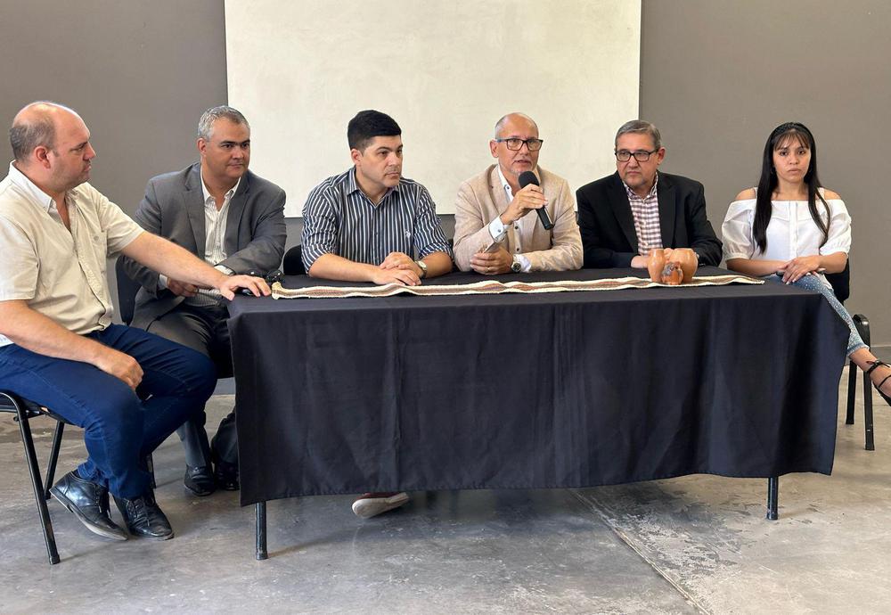 firma-de-convenio-entre-IPDUV-y-el-Instituto-de-Cultura-por-comodato-para.la-Usina-Urbana