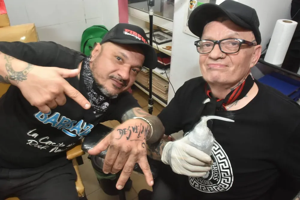 Hermann & Mal Momento-01