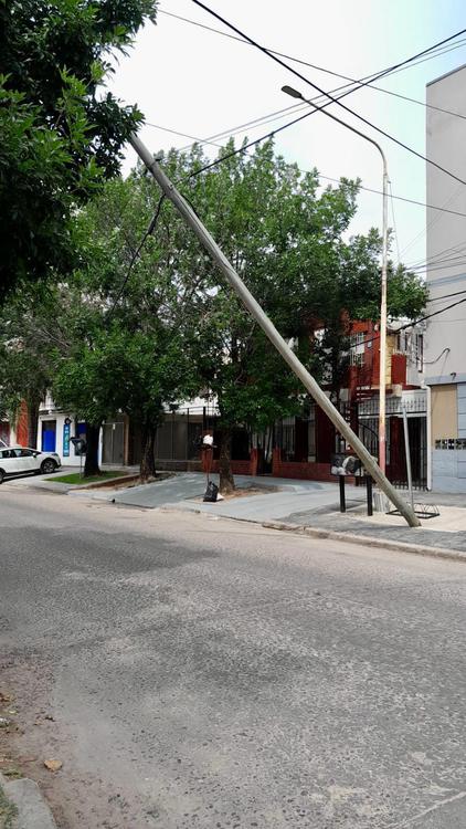 poste-de-luz-caido_3