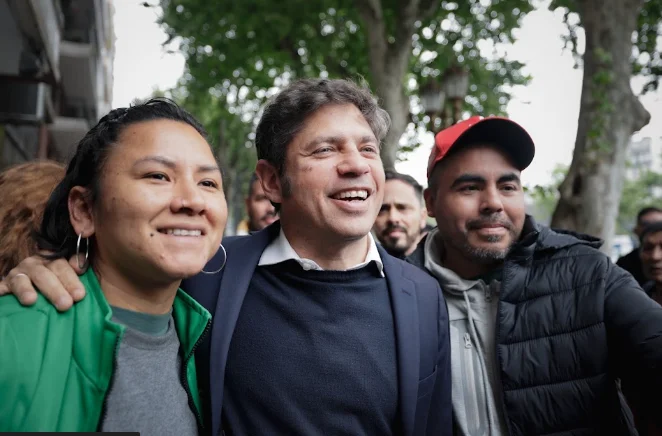Axel-Kicillof-en-la-quinta-marcha-universitaria-en-buenos-aires_1