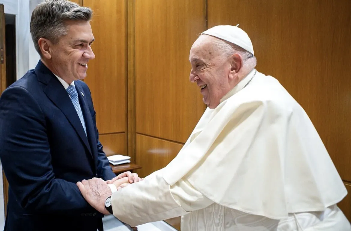 Leandro-Zdero-con-el-Papa-Francisco_1