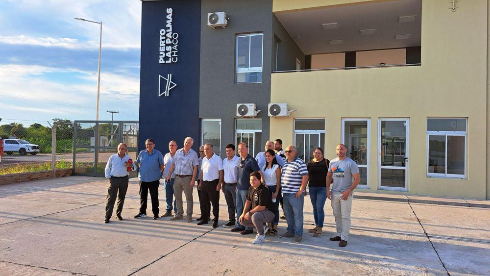 Hugo-Dominguez-con-funcionarios-provinciales-y-nacionales-2024-01-10(1)